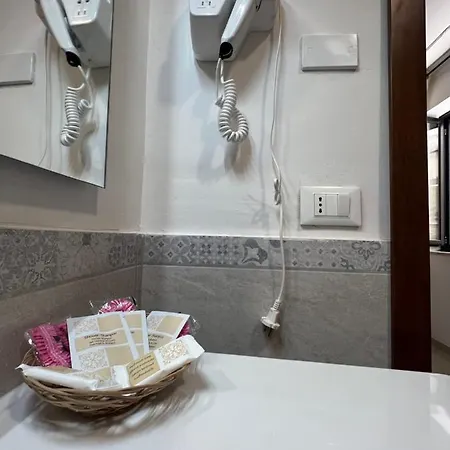 Couette-café Vico Del Sole 3*